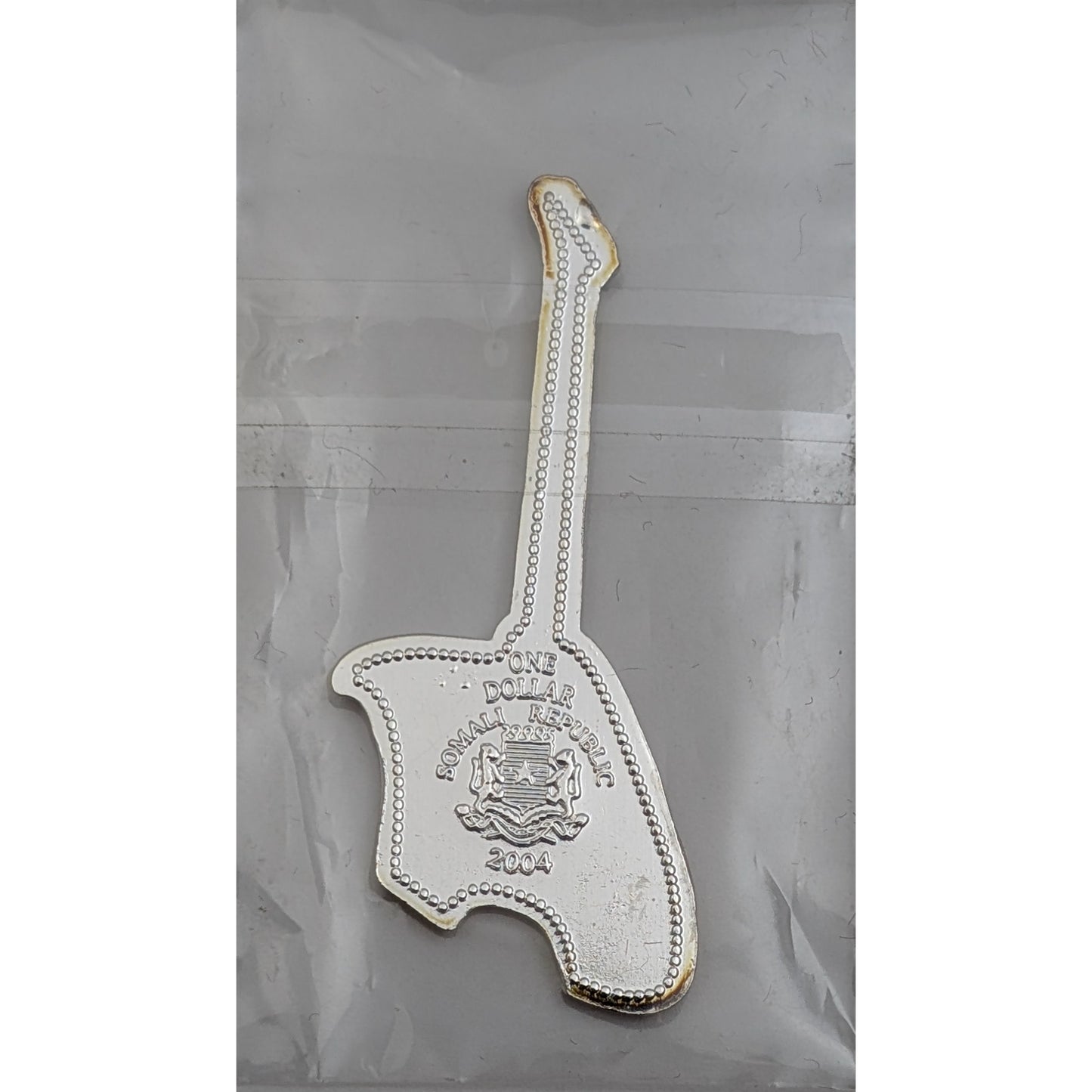 #4/6 Klein - E-Gitarrenserie (50. Jahrestag der Rock'n'Roll-Musik), versilbert und emailliert