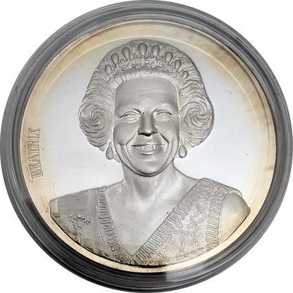 Europäische Monarchinnen und Monarchen, 10 Silbermedaille