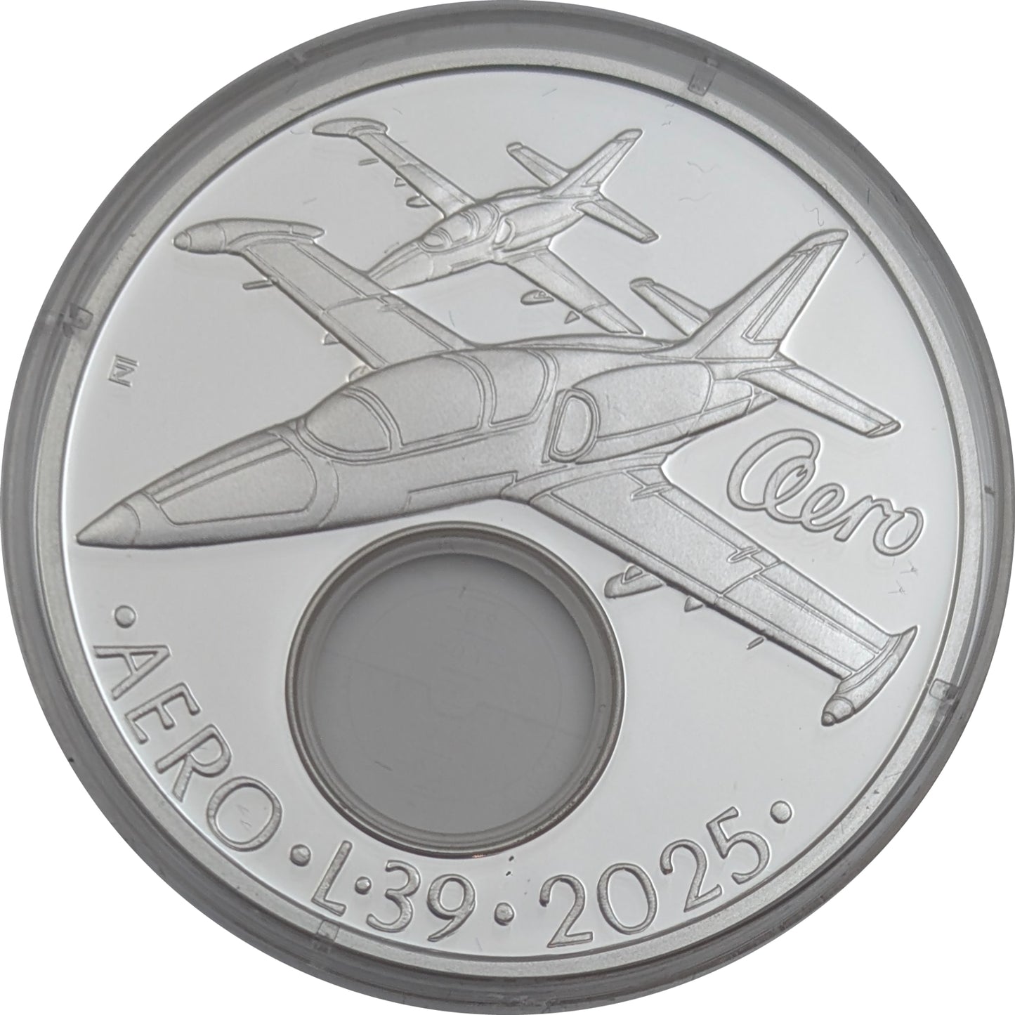 Aero L-39 Albatros, Schulflugzeug / Berühmte Verkehrsmittel