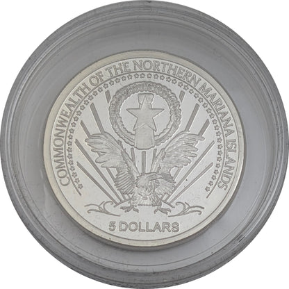 Leben und Wirken von Papst Johannes Paul II., Goldapplikation, Swarovskikristalle